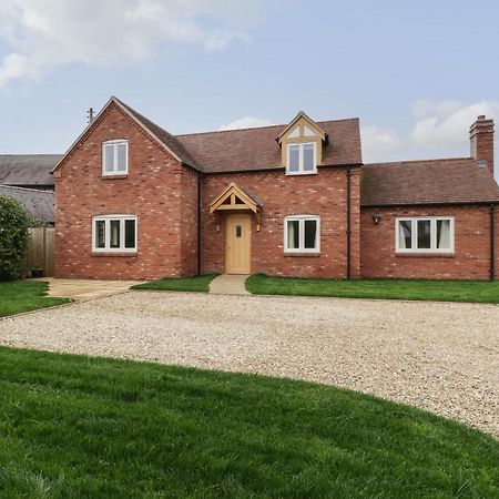 Oakdene Villa Stratford-upon-Avon Exterior foto